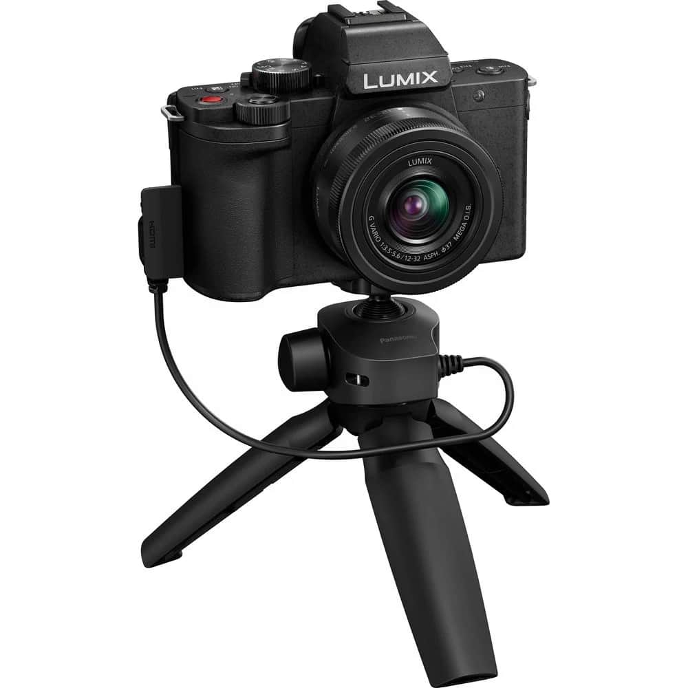 Panasonic Lumix DC-G100V Vlog Kit